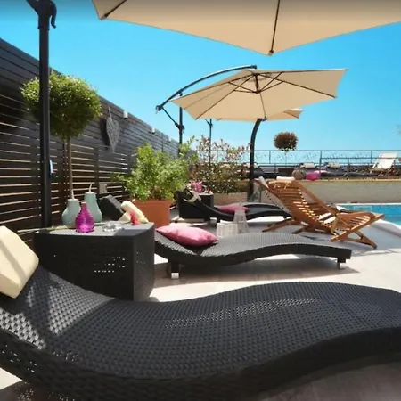Golden View Villa